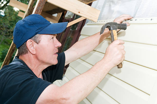 Best Residential Vinyl Siding Installation  in Corona, CA