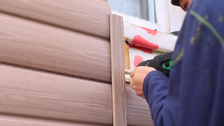 Best Custom Trim and Detailing for Siding  in Corona, CA